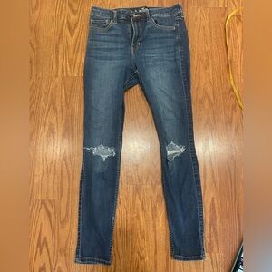 Hollister Co High Waisted Ripped Jeans 26 W 27 L